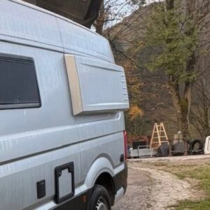 Leva stranska poširitev (side pods) za VW Crafter ali MAN od 2018