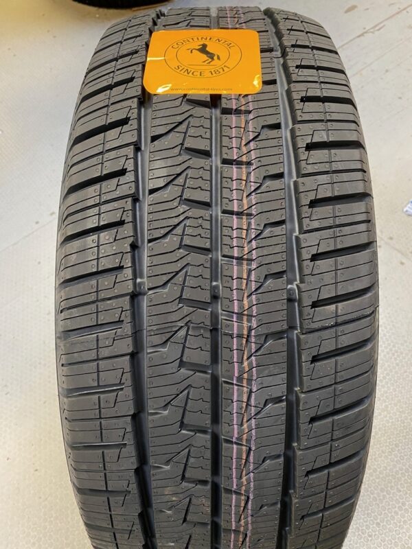 75933_continental_vancontacttm-camper.1920x1080